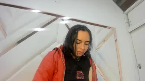 Snapshot of violett_bliss chatting on July 14, 10:21 am violett_bliss online show from July 14, 10:21 am