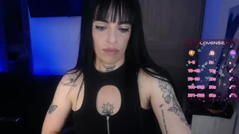 Snapshot of violett_hottie chatting on June 7, 11:52 pm violett Independent model online show from June 7, 11:52 pm