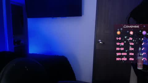 Snapshot of violett_hottie chatting on June 10, 12:55 am violett Independent model online show from June 10, 12:55 am