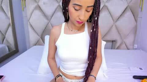 Violett  online show from April 16, 8:31 pm