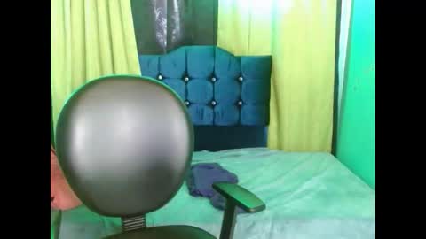 violetta_dreams online show from April 16, 5:58 pm