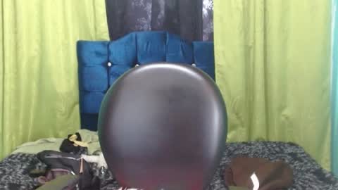 Snapshot of violetta_dreams chatting on July 9, 8:24 pm violetta_dreams online show from July 9, 8:24 pm
