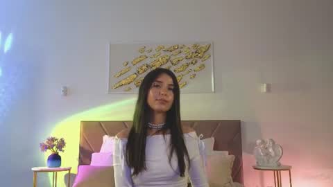 Snapshot of violetta_finch chatting on July 28, 6:20 pm violetta_finch online show from July 28, 6:20 pm