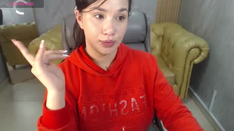 Violetta  online show from February 5, 7:40 pm