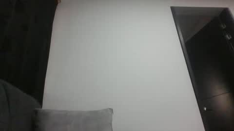 Snapshot of violetta_m_ chatting on April 29, 3:27 pm Violeta online show from April 29, 3:27 pm