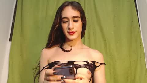 Snapshot of violetta_tss chatting on March 8, 5:49 am Princess Violet Valerious Follow me IGX violetvalerious online show from March 8, 5:49 am
