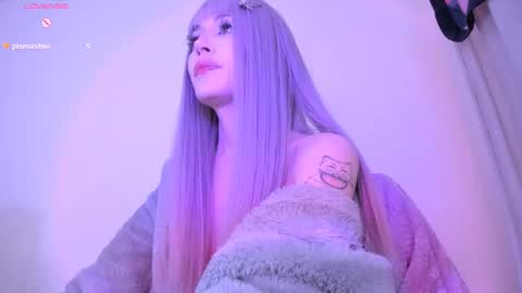 Violett online show from December 19, 3:51 am