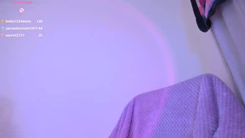 Violett online show from December 20, 7:01 am