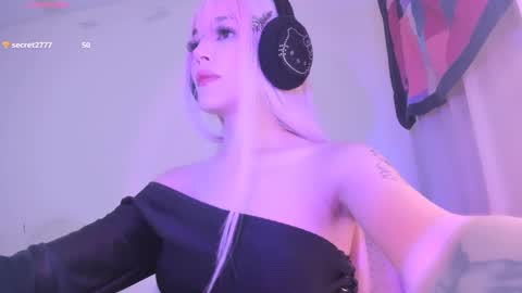 Violett online show from January 10, 7:04 am