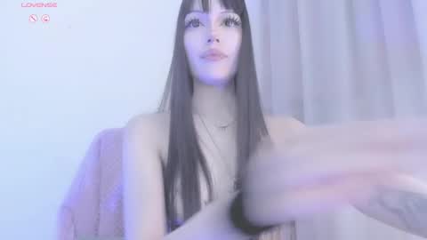 Violett online show from October 18, 5:32 am