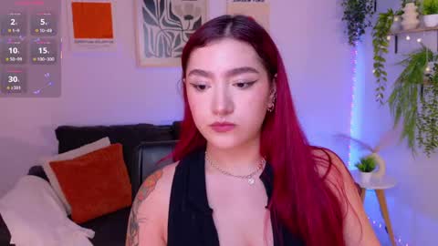 Snapshot of violettcastel chatting on April 27, 12:41 am Violett Castel online show from April 27, 12:41 am