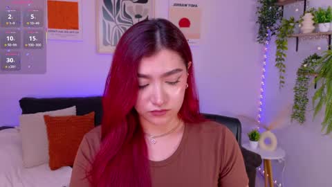 Snapshot of violettcastel chatting on May 9, 10:15 pm Violett Castel online show from May 9, 10:15 pm