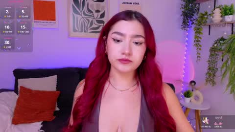 Snapshot of violettcastel chatting on May 20, 8:15 pm Violett Castel online show from May 20, 8:15 pm