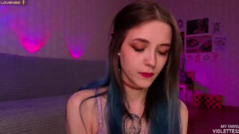 Snapshot of violettesss chatting on May 7, 3:28 pm Vi Best on my Fansly online show from May 7, 3:28 pm