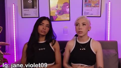 Violet online show from February 10, 1:43 am