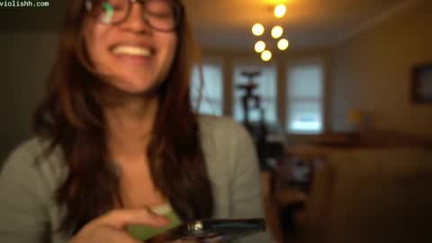 Snapshot of violishh chatting on February 19, 10:20 pm follow me on twitter violishh and ig violishh online show from February 19, 10:20 pm