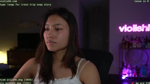 Snapshot of violishh chatting on March 4, 5:00 am follow me on twitter violishh and ig violishh online show from March 4, 5:00 am