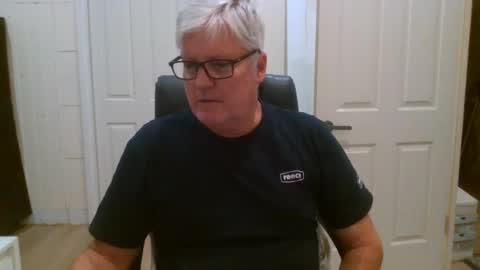 Snapshot of viper654321 chatting on June 14, 8:05 am viper654321 online show from June 14, 8:05 am