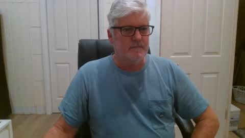 Snapshot of viper654321 chatting on June 24, 7:29 am viper654321 online show from June 24, 7:29 am