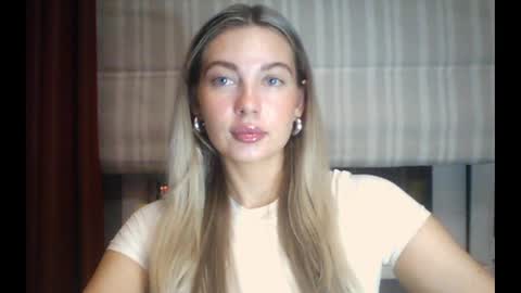 Snapshot of viraya chatting on July 19, 5:16 pm emma online show from July 19, 5:16 pm