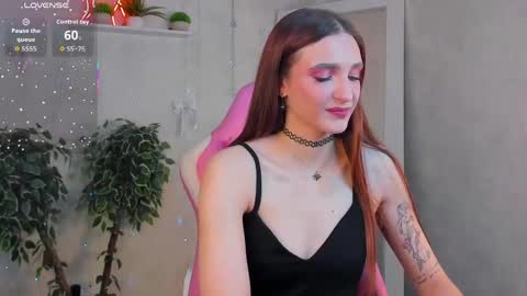 Snapshot of virdjinia_green chatting on May 20, 9:37 am Virdjinia online show from May 20, 9:37 am