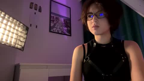 Vireia online show from February 18, 6:15 pm