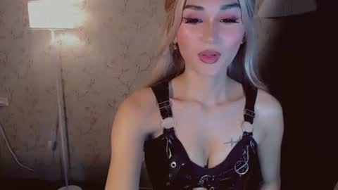 Pearl online show from October 23, 10:36 am