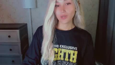 Pearl online show from March 10, 3:00 am