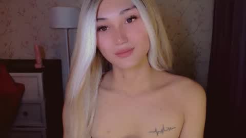 Pearl online show from March 27, 2:39 am