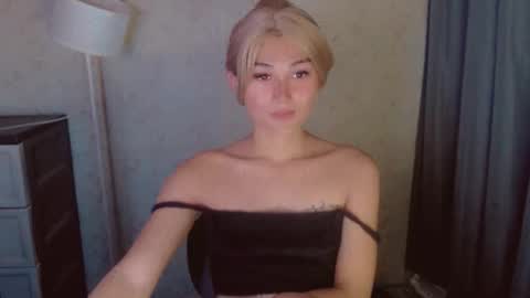 Pearl online show from April 22, 7:44 am