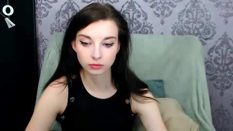 Snapshot of virgiluna chatting on May 4, 7:10 pm VirginLuna online show from May 4, 7:10 pm