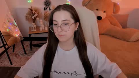 your love online show from March 28, 2:11 am