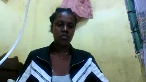 Snapshot of vita_ielle chatting on July 23, 7:01 pm Desire ielle online show from July 23, 7:01 pm
