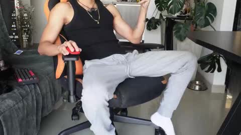 VITO BENZ online show from March 28, 1:22 pm