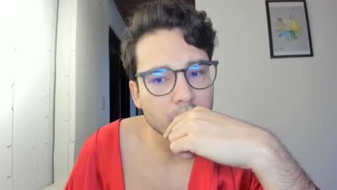 Vito Ferrer online show from February 1, 11:31 am