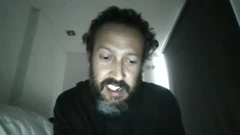 Snapshot of vitorvi2727 chatting on November 2, 9:00 am vitorvi2727 online show from November 2, 9:00 am