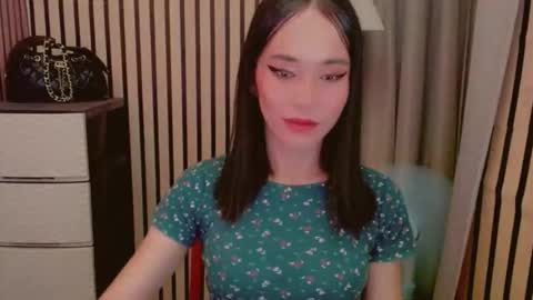 Snapshot of vivahotbabessandra chatting on April 27, 10:46 am SANDRA GOING YOU online show from April 27, 10:46 am