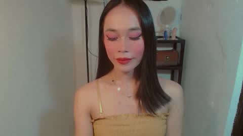 Snapshot of vivahotbabessandra chatting on May 26, 6:37 pm SANDRA GOING YOU online show from May 26, 6:37 pm