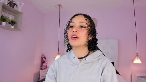 Vivi online show from November 8, 3:39 am