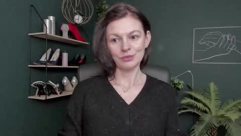 Vivian online show from March 6, 6:43 am