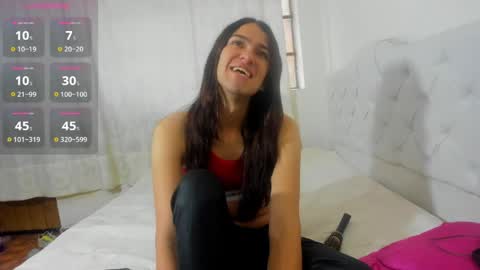 instagram Viviana73215 online show from April 9, 11:48 am