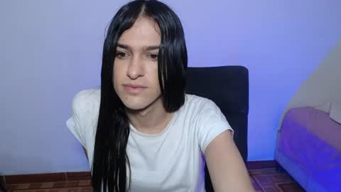 Snapshot of vivianalatin chatting on June 27, 12:22 pm instagram Viviana73215 online show from June 27, 12:22 pm
