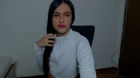 Snapshot of vivianalatin chatting on July 21, 11:45 am instagram Viviana73215 online show from July 21, 11:45 am
