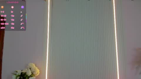 vivianowen9 online show from April 14, 11:49 am