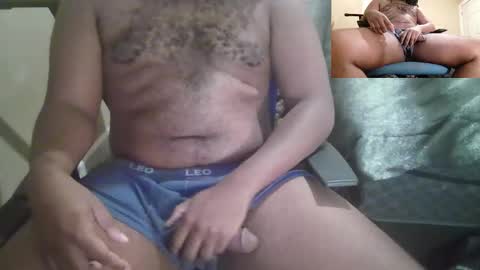 Snapshot of vividerblock45 chatting on September 29, 2:11 pm youngbbc538 online show from September 29, 2:11 pm