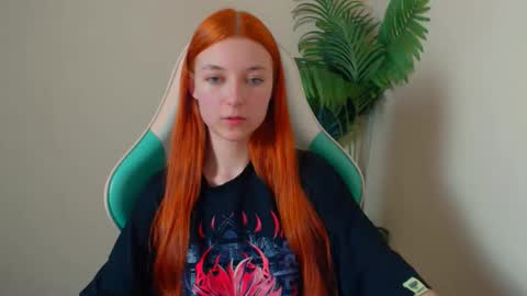 Vivien online show from April 20, 6:42 pm