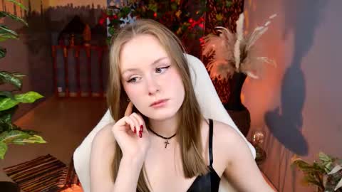 Vivien online show from March 10, 5:56 am