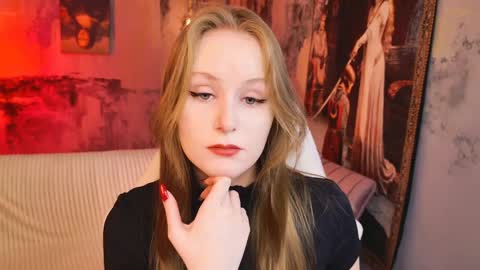 Snapshot of vivienleeigh chatting on April 24, 5:10 am Vivien online show from April 24, 5:10 am