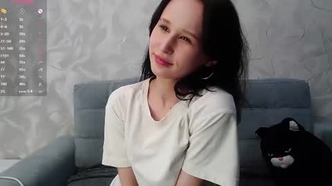 Snapshot of vivishow chatting on July 5, 6:26 pm Vivi online show from July 5, 6:26 pm