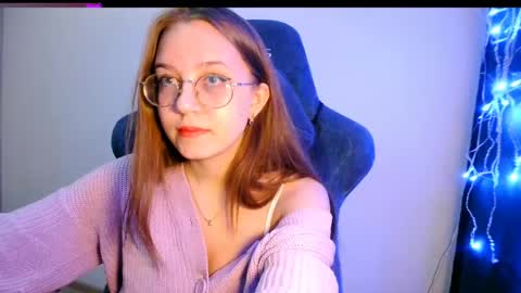 vivivivikkie online show from May 9, 9:53 pm